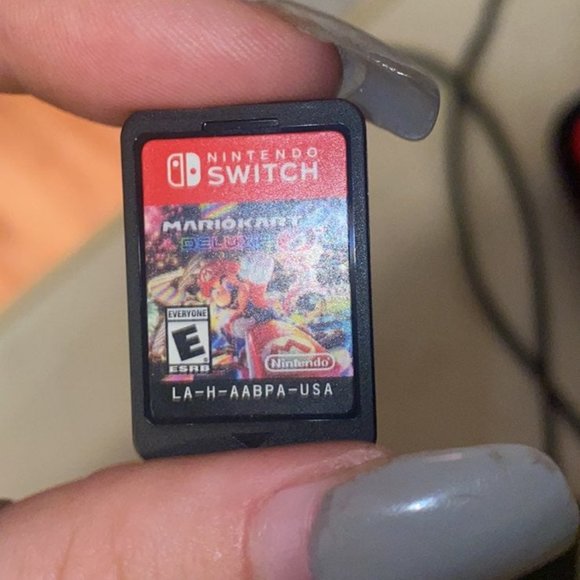 Nintendo Switch - Picture 7 of 7